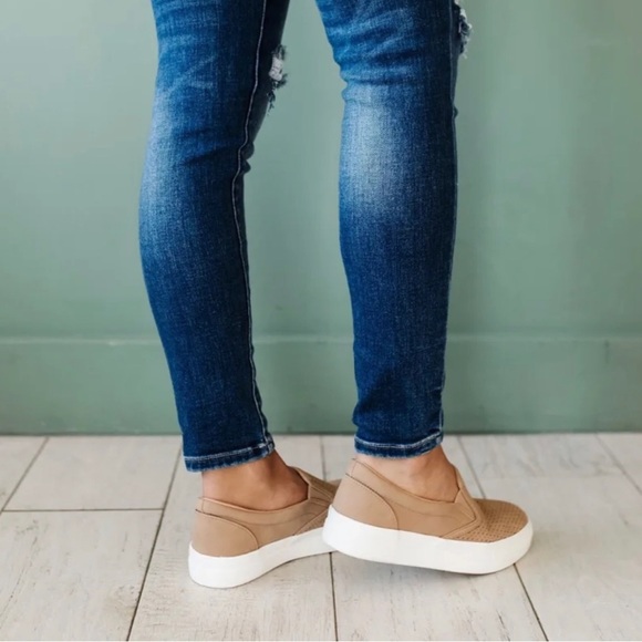 Perforated Slide On Sneakers Loafer Camel/Tan - Picture 2 of 7